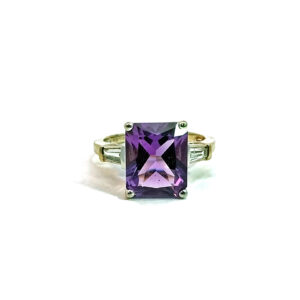 14K Gold Amethyst Ring