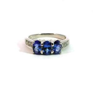 14K Gold 3 Stone Tanzanite Ring