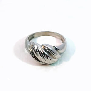 10K White Gold Ring
